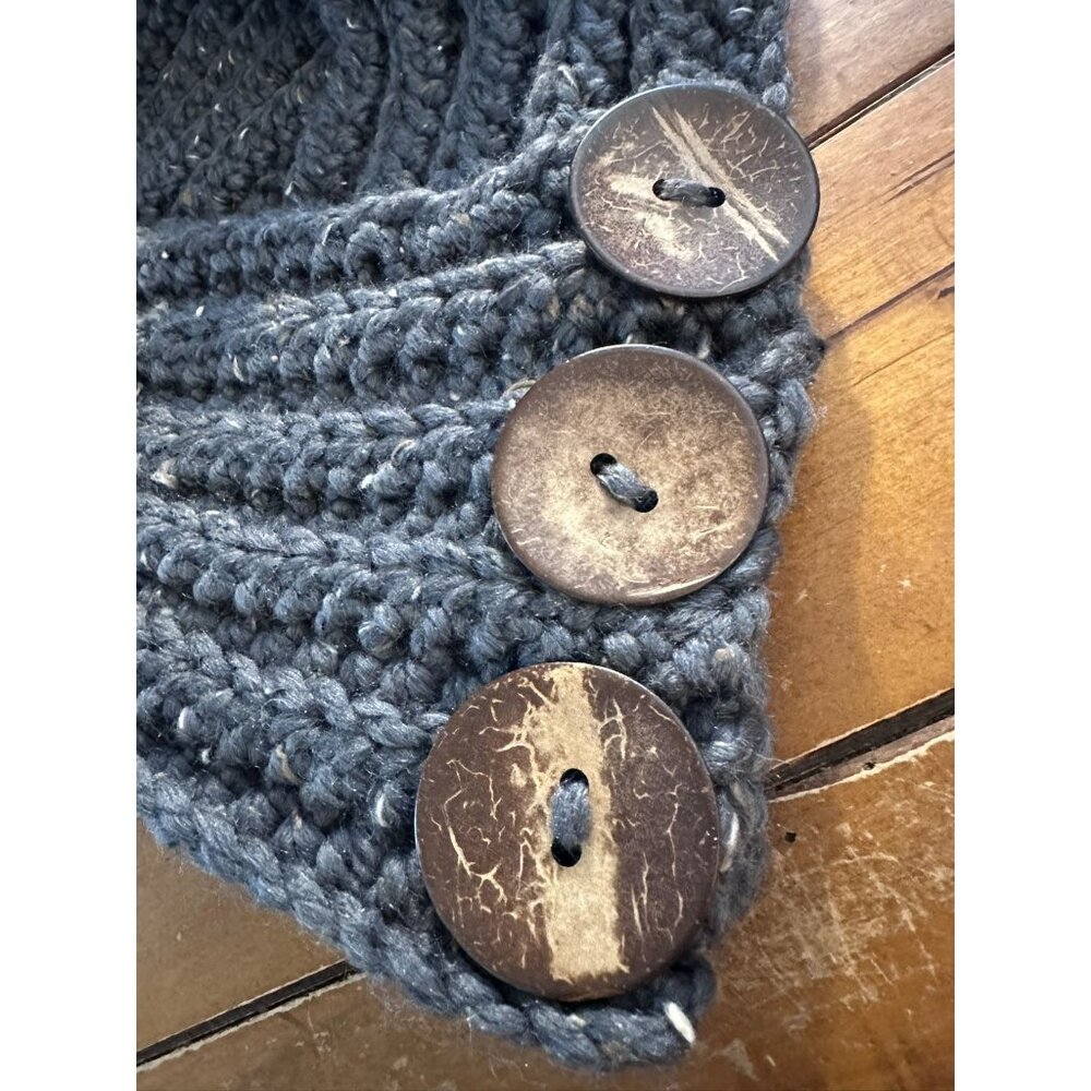 Chunky Knit Infinity Scarf With Large Wooden Buttons Handmade Gray Soft Warm Win - Picture 2 of 4